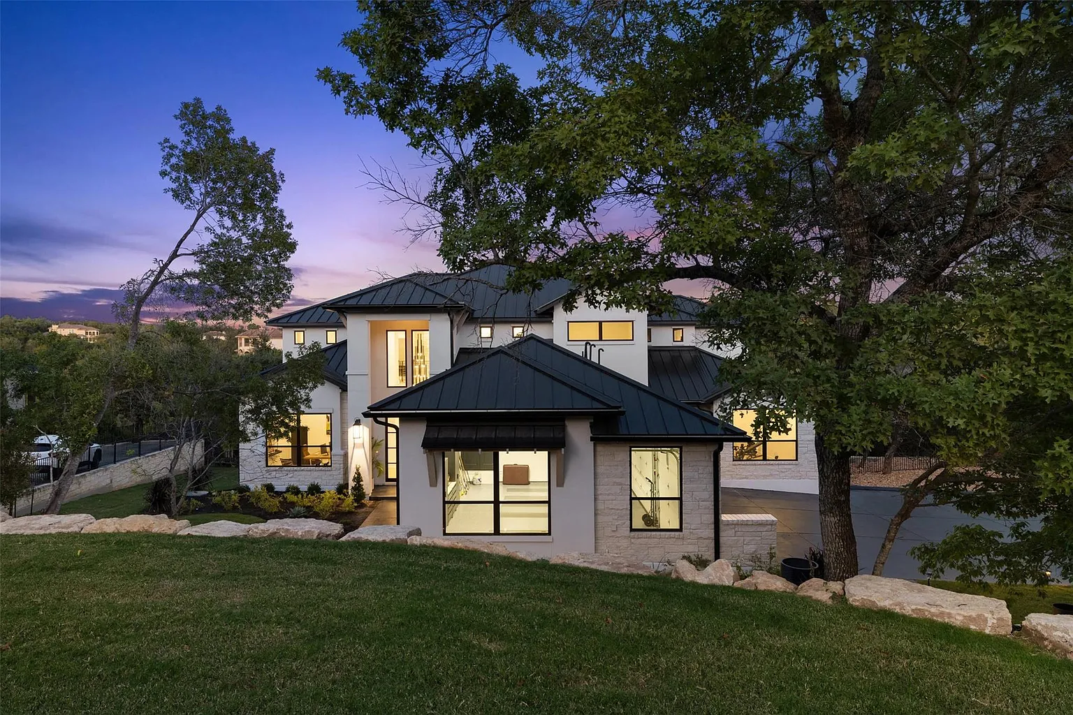 16118 Clara Van St, Austin, TX 78734